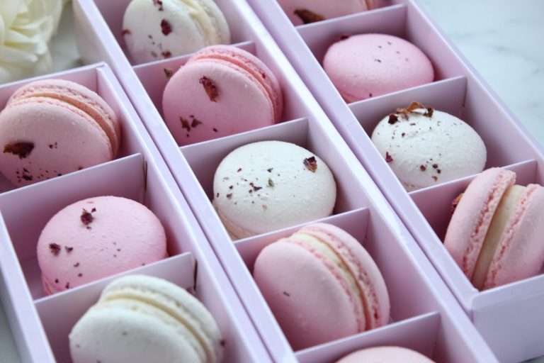 4 Ways to Incorporate Macarons into Your London Wedding